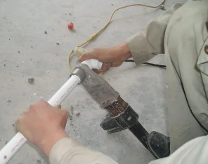花都漏水维修电话